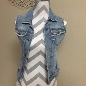 Aeropostale denim jacket sleeveless